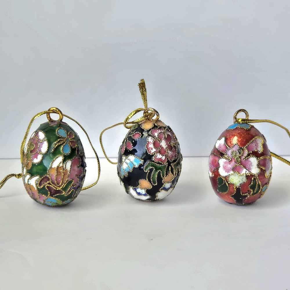 VTG Cloisonne Mini Egg Ornaments Set of 3, Enamel Brass Butterfly Floral, RARE - Picture 3 of 9